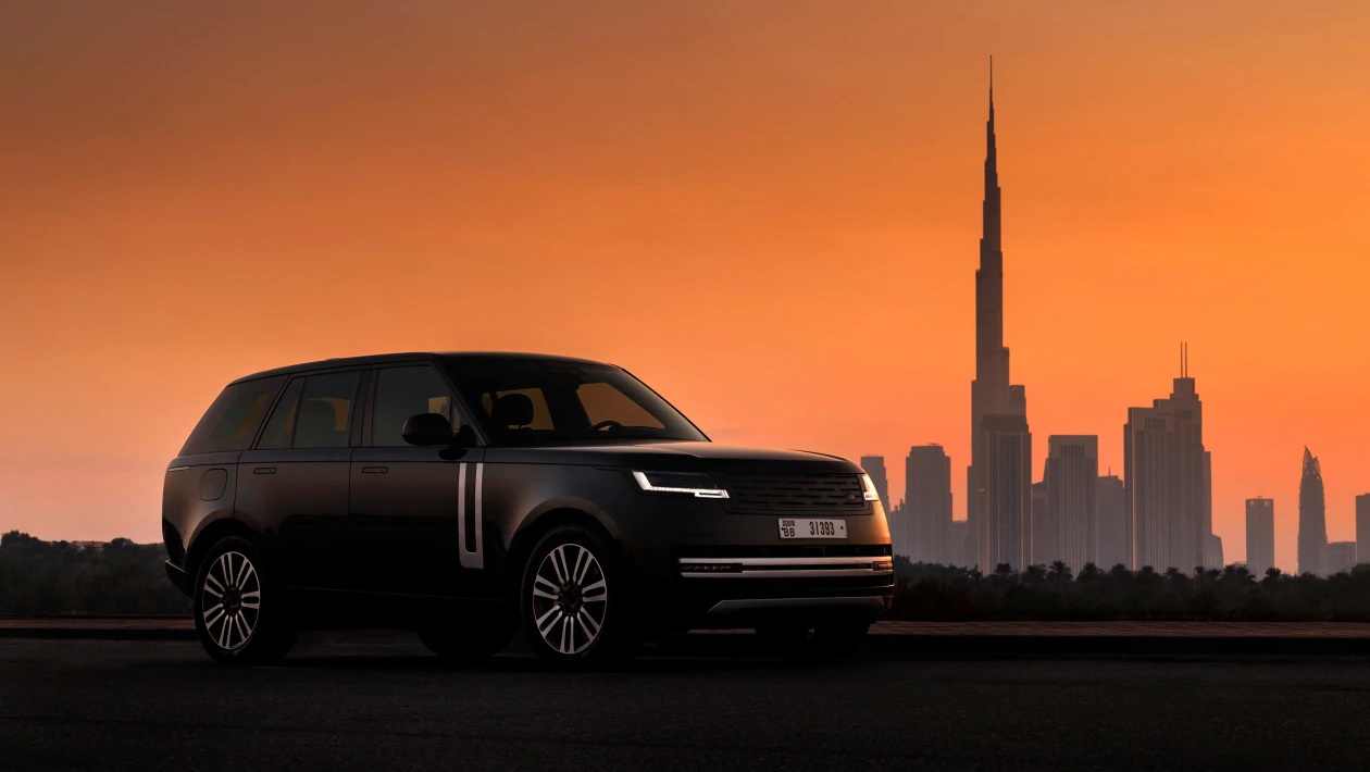 Το Range Rover Electric αποκαλύπτεται χωρίς καμουφλάζ!  